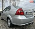 Серый Шевроле Авео, объемом двигателя 1.6 л и пробегом 308 тыс. км за 3700 $, фото 3 на Automoto.ua