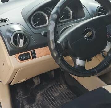 Сірий Шевроле Авео, об'ємом двигуна 1.6 л та пробігом 198 тис. км за 3500 $, фото 5 на Automoto.ua