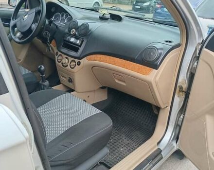 Серый Шевроле Авео, объемом двигателя 1.6 л и пробегом 380 тыс. км за 3680 $, фото 19 на Automoto.ua
