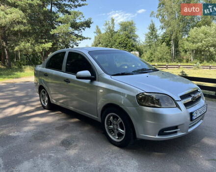 Сірий Шевроле Авео, об'ємом двигуна 1.5 л та пробігом 380 тис. км за 3200 $, фото 1 на Automoto.ua