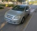 Серый Шевроле Авео, объемом двигателя 1.6 л и пробегом 240 тыс. км за 3300 $, фото 1 на Automoto.ua