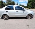 Серый Шевроле Авео, объемом двигателя 1.5 л и пробегом 200 тыс. км за 3500 $, фото 3 на Automoto.ua