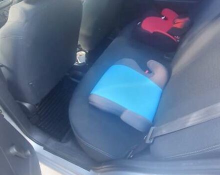 Сірий Шевроле Авео, об'ємом двигуна 1.5 л та пробігом 102 тис. км за 4850 $, фото 6 на Automoto.ua