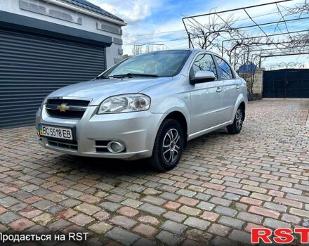 Серый Шевроле Авео, объемом двигателя 1.6 л и пробегом 270 тыс. км за 4000 $, фото 1 на Automoto.ua