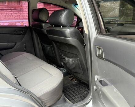 Серый Шевроле Авео, объемом двигателя 1.5 л и пробегом 277 тыс. км за 3899 $, фото 8 на Automoto.ua