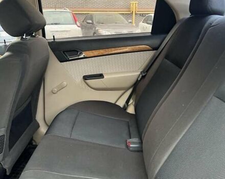 Серый Шевроле Авео, объемом двигателя 1.6 л и пробегом 167 тыс. км за 3700 $, фото 4 на Automoto.ua