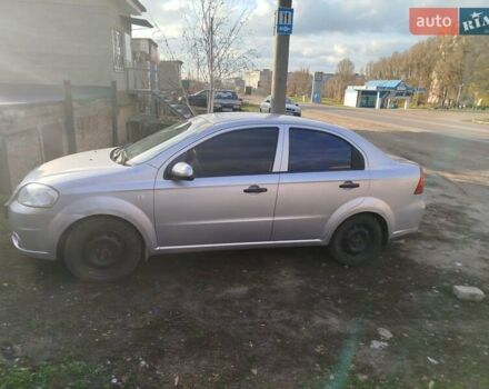Серый Шевроле Авео, объемом двигателя 1.5 л и пробегом 240 тыс. км за 4100 $, фото 1 на Automoto.ua