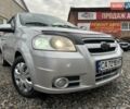 Серый Шевроле Авео, объемом двигателя 1.6 л и пробегом 308 тыс. км за 3700 $, фото 7 на Automoto.ua
