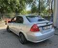 Сірий Шевроле Авео, об'ємом двигуна 1.6 л та пробігом 300 тис. км за 3900 $, фото 3 на Automoto.ua