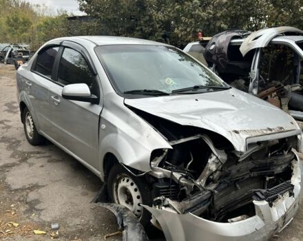 Сірий Шевроле Авео, об'ємом двигуна 1.6 л та пробігом 200 тис. км за 1500 $, фото 1 на Automoto.ua