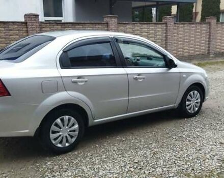 Серый Шевроле Авео, объемом двигателя 1.6 л и пробегом 227 тыс. км за 2999 $, фото 3 на Automoto.ua