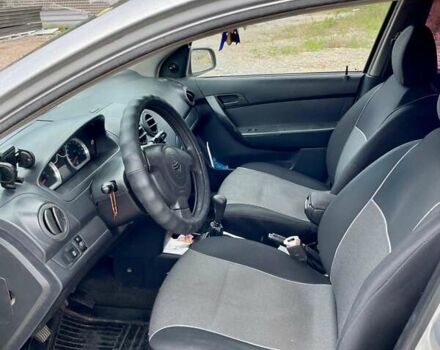 Серый Шевроле Авео, объемом двигателя 1.5 л и пробегом 216 тыс. км за 4500 $, фото 8 на Automoto.ua