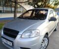 Серый Шевроле Авео, объемом двигателя 1.5 л и пробегом 309 тыс. км за 2500 $, фото 1 на Automoto.ua