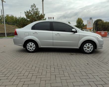 Серый Шевроле Авео, объемом двигателя 1.6 л и пробегом 90 тыс. км за 4800 $, фото 2 на Automoto.ua