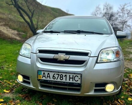 Серый Шевроле Авео, объемом двигателя 1.6 л и пробегом 171 тыс. км за 3500 $, фото 1 на Automoto.ua