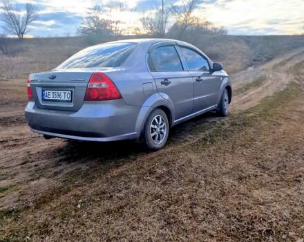 Серый Шевроле Авео, объемом двигателя 1.5 л и пробегом 305 тыс. км за 4000 $, фото 2 на Automoto.ua