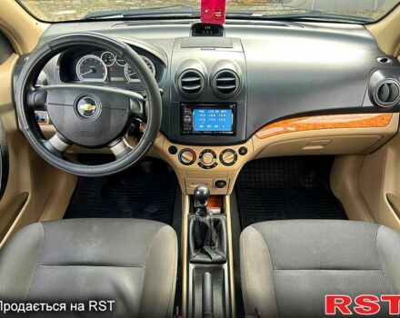 Серый Шевроле Авео, объемом двигателя 1.6 л и пробегом 270 тыс. км за 4000 $, фото 12 на Automoto.ua