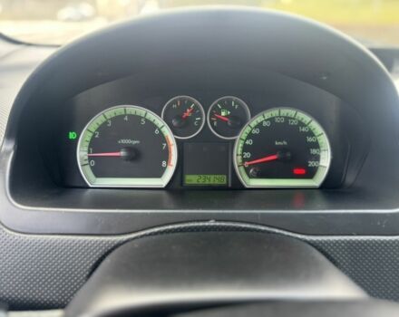 Серый Шевроле Авео, объемом двигателя 1.5 л и пробегом 260 тыс. км за 3700 $, фото 6 на Automoto.ua