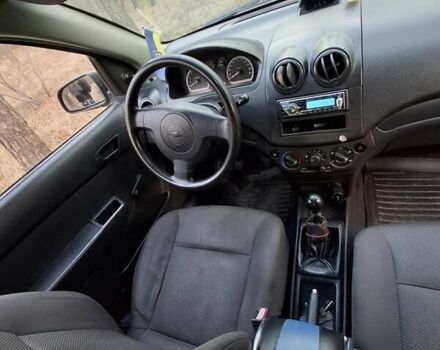 Серый Шевроле Авео, объемом двигателя 1.5 л и пробегом 194 тыс. км за 4000 $, фото 5 на Automoto.ua