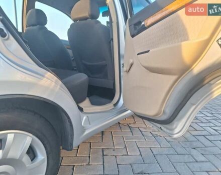 Сірий Шевроле Авео, об'ємом двигуна 1.6 л та пробігом 76 тис. км за 5300 $, фото 7 на Automoto.ua