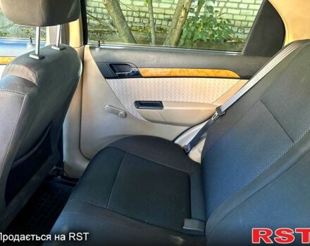 Серый Шевроле Авео, объемом двигателя 1.6 л и пробегом 171 тыс. км за 3500 $, фото 7 на Automoto.ua