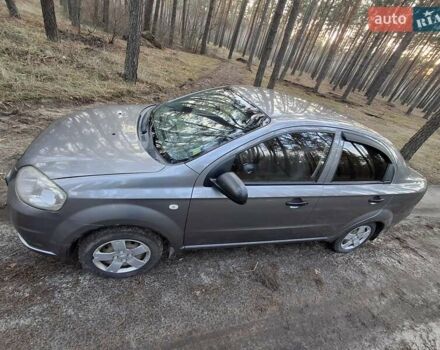 Серый Шевроле Авео, объемом двигателя 1.5 л и пробегом 194 тыс. км за 4000 $, фото 6 на Automoto.ua