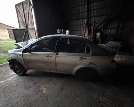 Серый Шевроле Авео, объемом двигателя 1.6 л и пробегом 300 тыс. км за 2000 $, фото 3 на Automoto.ua