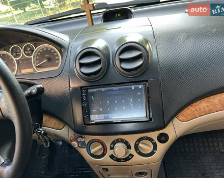Серый Шевроле Авео, объемом двигателя 1.6 л и пробегом 260 тыс. км за 2499 $, фото 33 на Automoto.ua