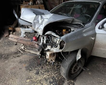 Серый Шевроле Авео, объемом двигателя 1.6 л и пробегом 300 тыс. км за 2000 $, фото 2 на Automoto.ua