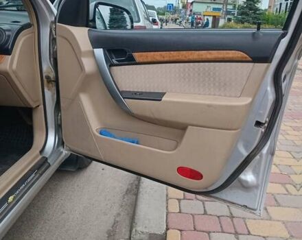 Серый Шевроле Авео, объемом двигателя 1.6 л и пробегом 380 тыс. км за 3680 $, фото 22 на Automoto.ua