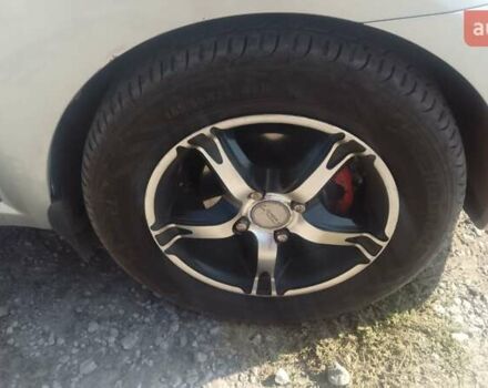 Серый Шевроле Авео, объемом двигателя 1.6 л и пробегом 157 тыс. км за 4400 $, фото 4 на Automoto.ua