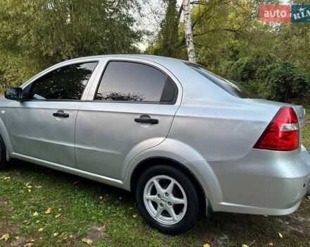 Серый Шевроле Авео, объемом двигателя 1.5 л и пробегом 192 тыс. км за 3750 $, фото 4 на Automoto.ua