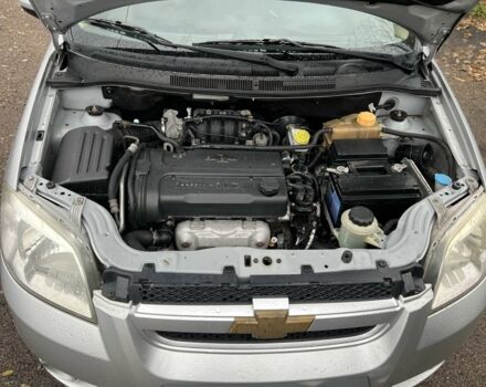 Серый Шевроле Авео, объемом двигателя 1.6 л и пробегом 250 тыс. км за 3700 $, фото 7 на Automoto.ua