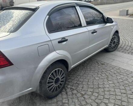 Серый Шевроле Авео, объемом двигателя 1.5 л и пробегом 260 тыс. км за 3700 $, фото 2 на Automoto.ua