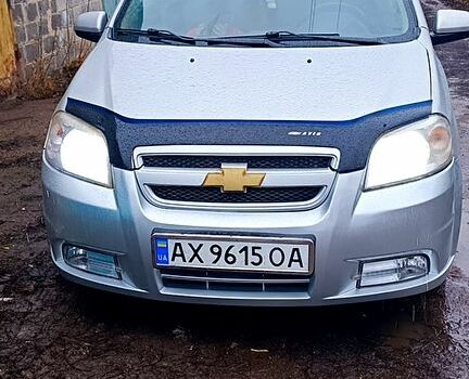 Серый Шевроле Авео, объемом двигателя 1.6 л и пробегом 145 тыс. км за 3000 $, фото 2 на Automoto.ua