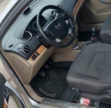 Серый Шевроле Авео, объемом двигателя 1.6 л и пробегом 173 тыс. км за 4900 $, фото 5 на Automoto.ua
