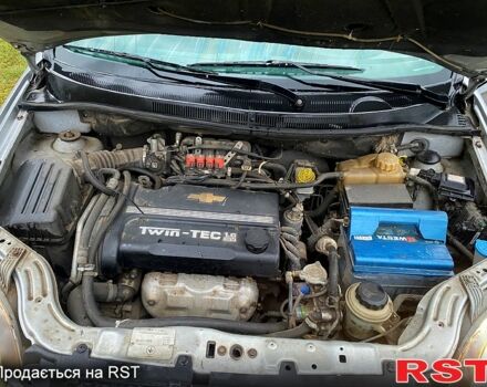 Серый Шевроле Авео, объемом двигателя 1.6 л и пробегом 325 тыс. км за 2550 $, фото 3 на Automoto.ua