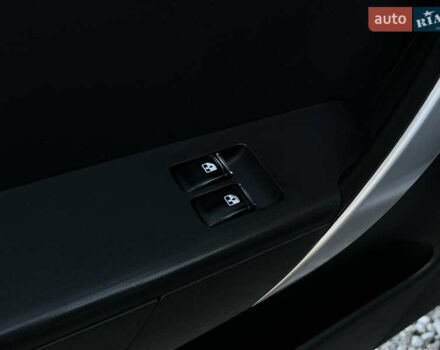 Серый Шевроле Авео, объемом двигателя 1.5 л и пробегом 270 тыс. км за 4400 $, фото 11 на Automoto.ua