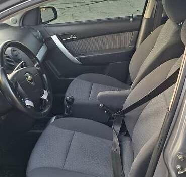 Серый Шевроле Авео, объемом двигателя 1.4 л и пробегом 183 тыс. км за 5200 $, фото 12 на Automoto.ua