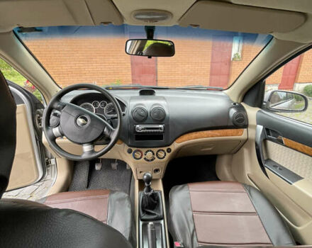 Сірий Шевроле Авео, об'ємом двигуна 1.6 л та пробігом 141 тис. км за 4900 $, фото 5 на Automoto.ua