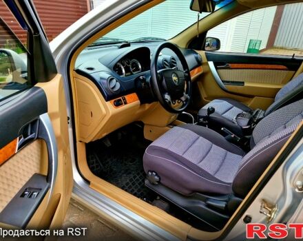 Сірий Шевроле Авео, об'ємом двигуна 1.6 л та пробігом 220 тис. км за 4200 $, фото 11 на Automoto.ua