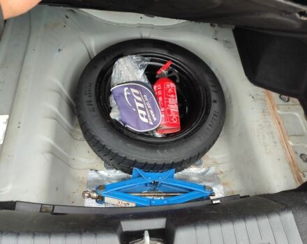 Серый Шевроле Авео, объемом двигателя 1.6 л и пробегом 90 тыс. км за 4800 $, фото 12 на Automoto.ua