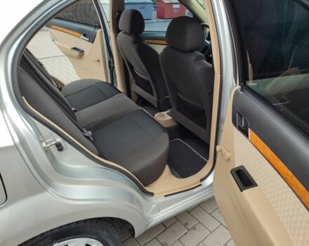 Серый Шевроле Авео, объемом двигателя 1.6 л и пробегом 90 тыс. км за 4800 $, фото 9 на Automoto.ua