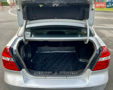 Серый Шевроле Авео, объемом двигателя 1.6 л и пробегом 220 тыс. км за 3300 $, фото 17 на Automoto.ua