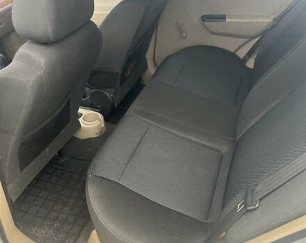 Серый Шевроле Авео, объемом двигателя 1.6 л и пробегом 270 тыс. км за 2999 $, фото 7 на Automoto.ua