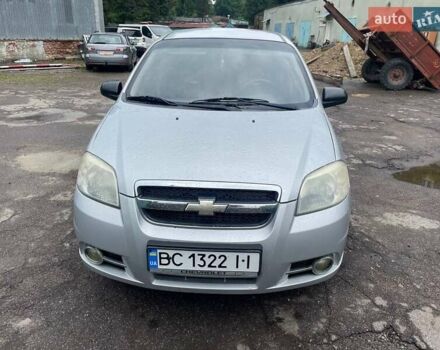 Серый Шевроле Авео, объемом двигателя 1.5 л и пробегом 250 тыс. км за 3600 $, фото 5 на Automoto.ua