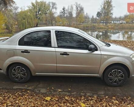 Серый Шевроле Авео, объемом двигателя 1.5 л и пробегом 210 тыс. км за 4000 $, фото 4 на Automoto.ua