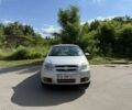 Серый Шевроле Авео, объемом двигателя 1.6 л и пробегом 297 тыс. км за 2700 $, фото 1 на Automoto.ua