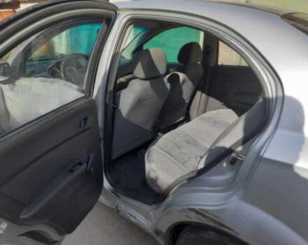 Сірий Шевроле Авео, об'ємом двигуна 1.5 л та пробігом 60 тис. км за 1600 $, фото 9 на Automoto.ua