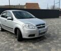 Серый Шевроле Авео, объемом двигателя 1.6 л и пробегом 433 тыс. км за 3000 $, фото 1 на Automoto.ua